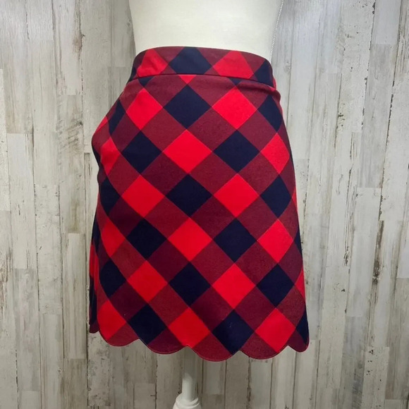 NWT Crown & Ivy Women's Size 16 Red/Navy Plaid Scallop Hem‎ Knee Length Skirt - Picture 1 of 3